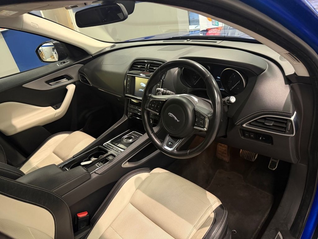 Used Jaguar F-Pace 2018 for sale - 77408431: Photo 10