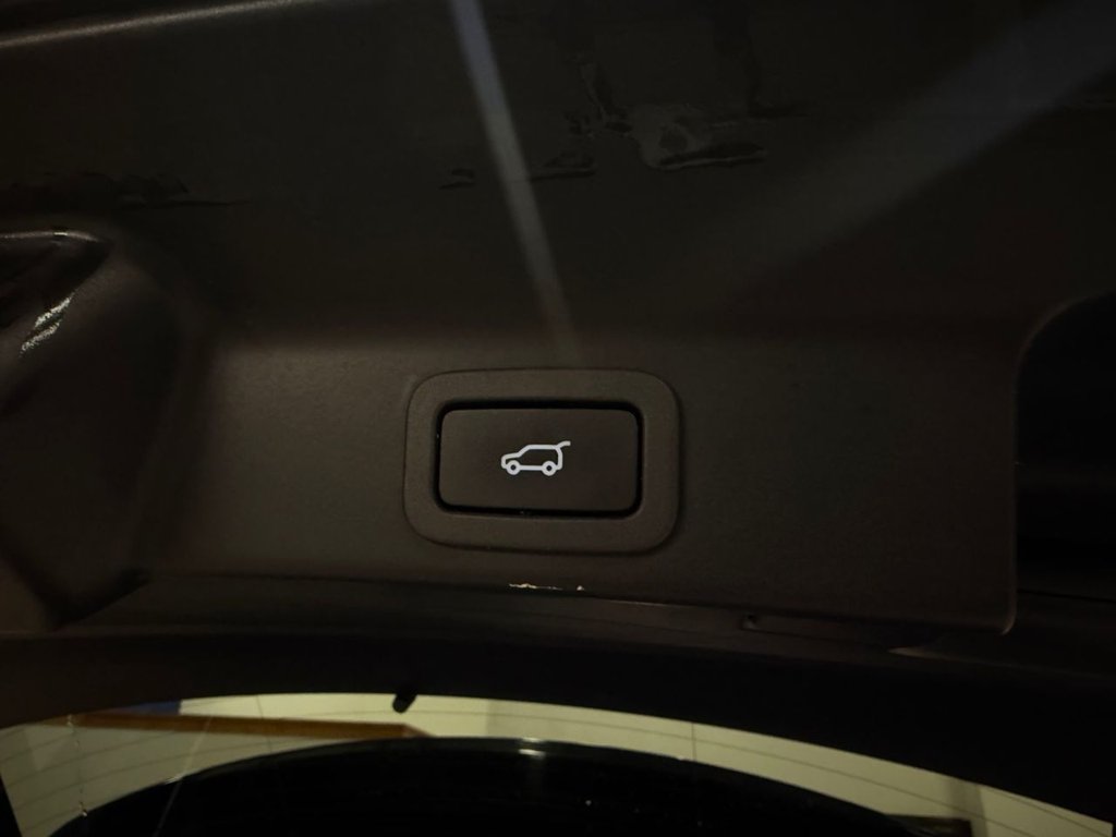 Used Jaguar F-Pace 2018 for sale - 77408431: Photo 21