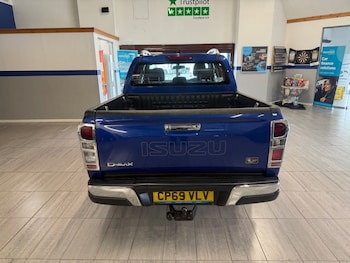 Used Isuzu D-Max 2019 for sale - 78200424: Photo