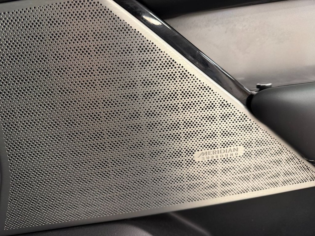 Used Land Rover Range Rover Velar 2019 for sale - 77806084: Photo 32