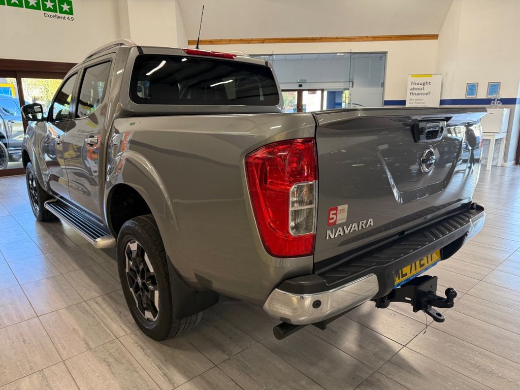 Used Nissan Navara 2021 for sale - 76406302: Photo 6