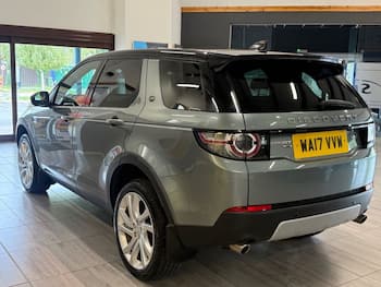 Used Land Rover Discovery Sport 2017 for sale - 79790618: Photo
