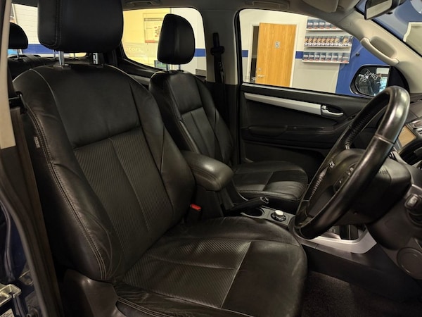 Used Isuzu D-Max 2017 for sale - 76163574: Photo 10