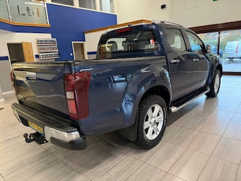 Used Isuzu D-Max 2017 for sale - 76163574: Photo