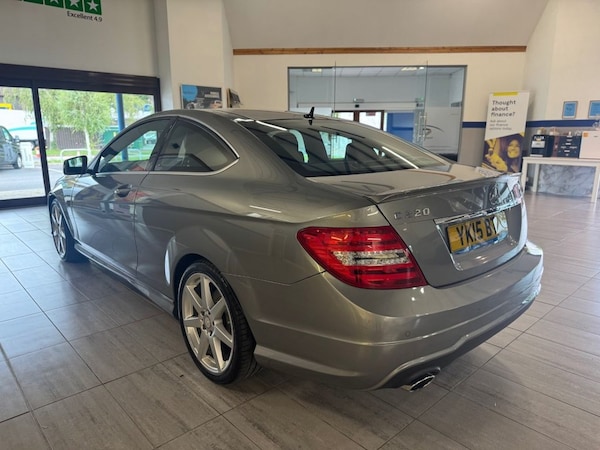 Used Mercedes-Benz C-Class 2015 for sale - 76105604: Photo 5