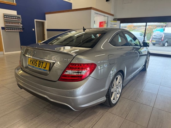 Used Mercedes-Benz C-Class 2015 for sale - 76105604: Photo 7