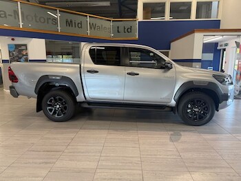 Used Toyota Hilux 2025 for sale - 76068746: Photo