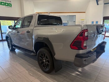 Used Toyota Hilux 2025 for sale - 76068746: Photo