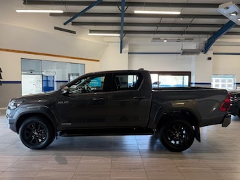 Used Toyota Hilux 2026 for sale - 77919829: Photo