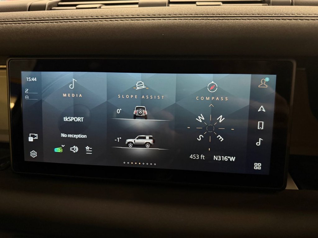 Used Land Rover Defender 2022 for sale - 77557581: Photo 17