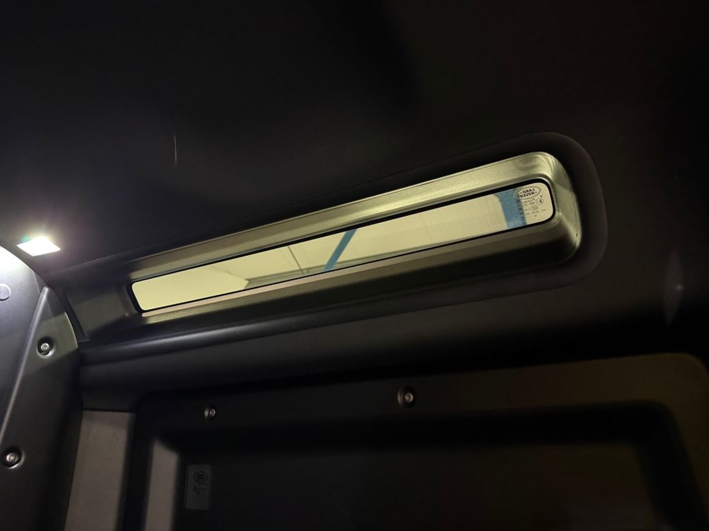 Used Land Rover Defender 2022 for sale - 77557581: Photo 23