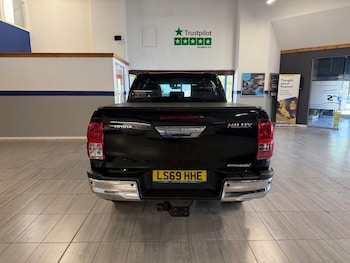 Used Toyota Hilux 2019 for sale - 79197040: Photo