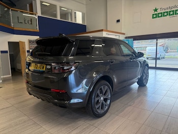Used Land Rover Discovery Sport 2022 for sale - 77849824: Photo