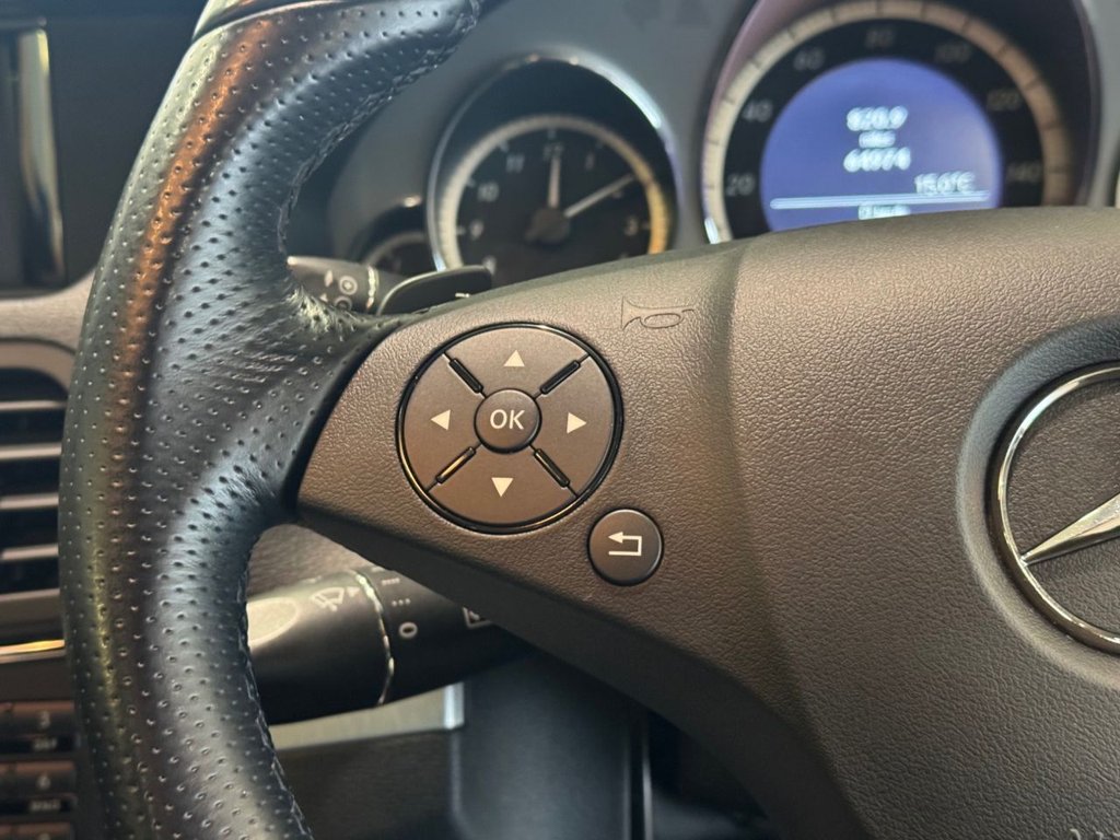 Used Mercedes-Benz E Class 2010 for sale - 76303820: Photo 16