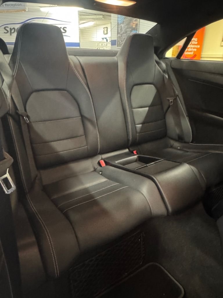 Used Mercedes-Benz E Class 2010 for sale - 76303820: Photo 20