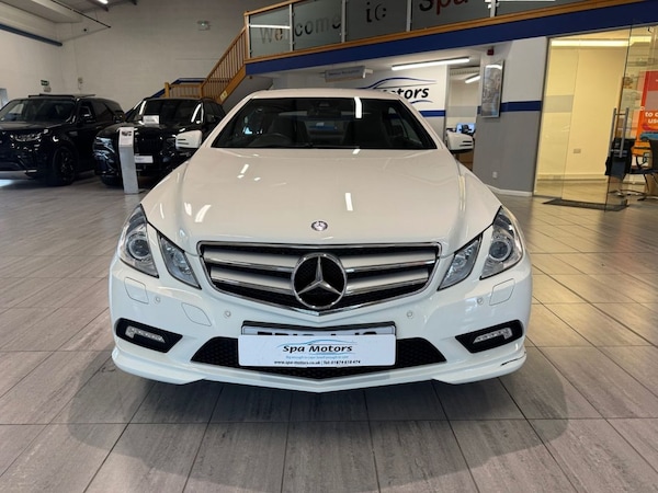 Used Mercedes-Benz E Class 2010 for sale - 76303820: Photo 2