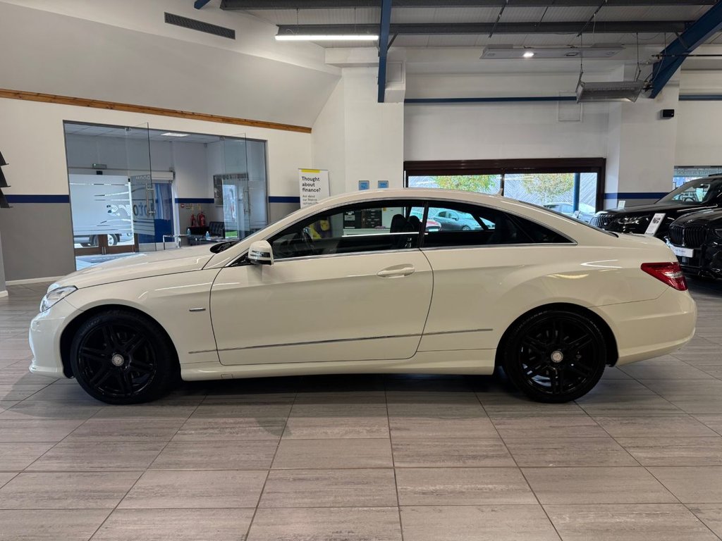 Used Mercedes-Benz E Class 2010 for sale - 76303820: Photo 4