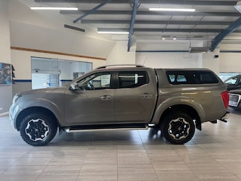 Used Nissan Navara 2019 for sale - 75397717: Photo