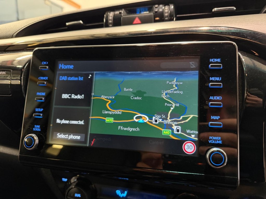 Used Toyota Hilux 2024 for sale - 77521195: Photo 19