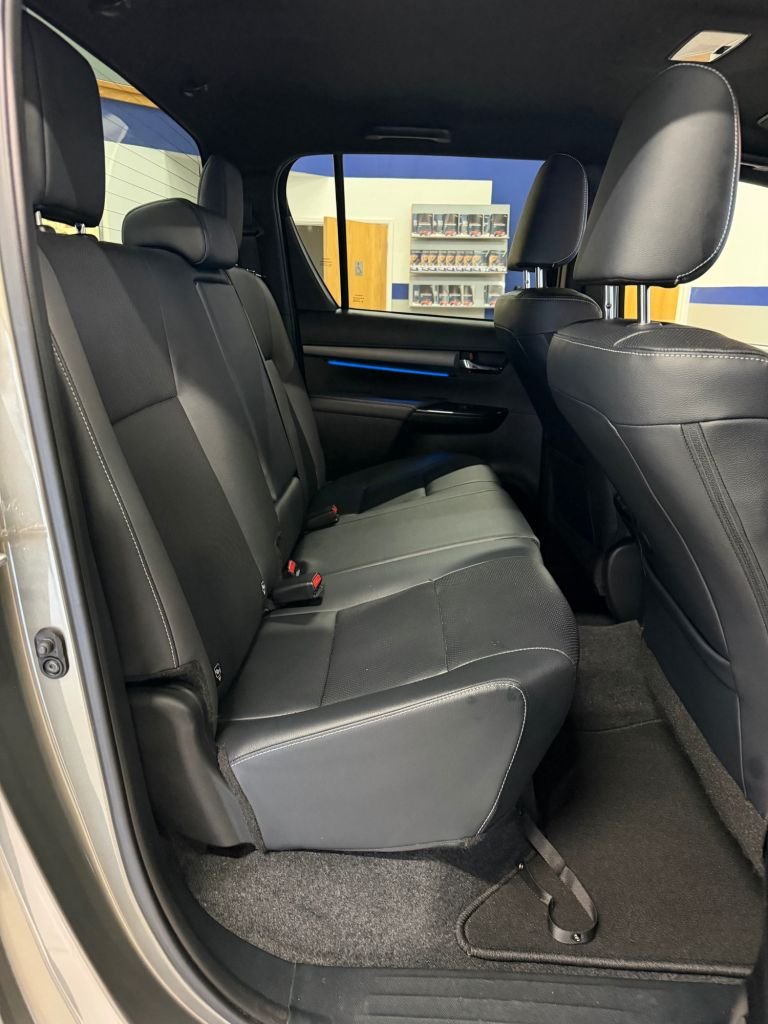 Used Toyota Hilux 2024 for sale - 77521195: Photo 21