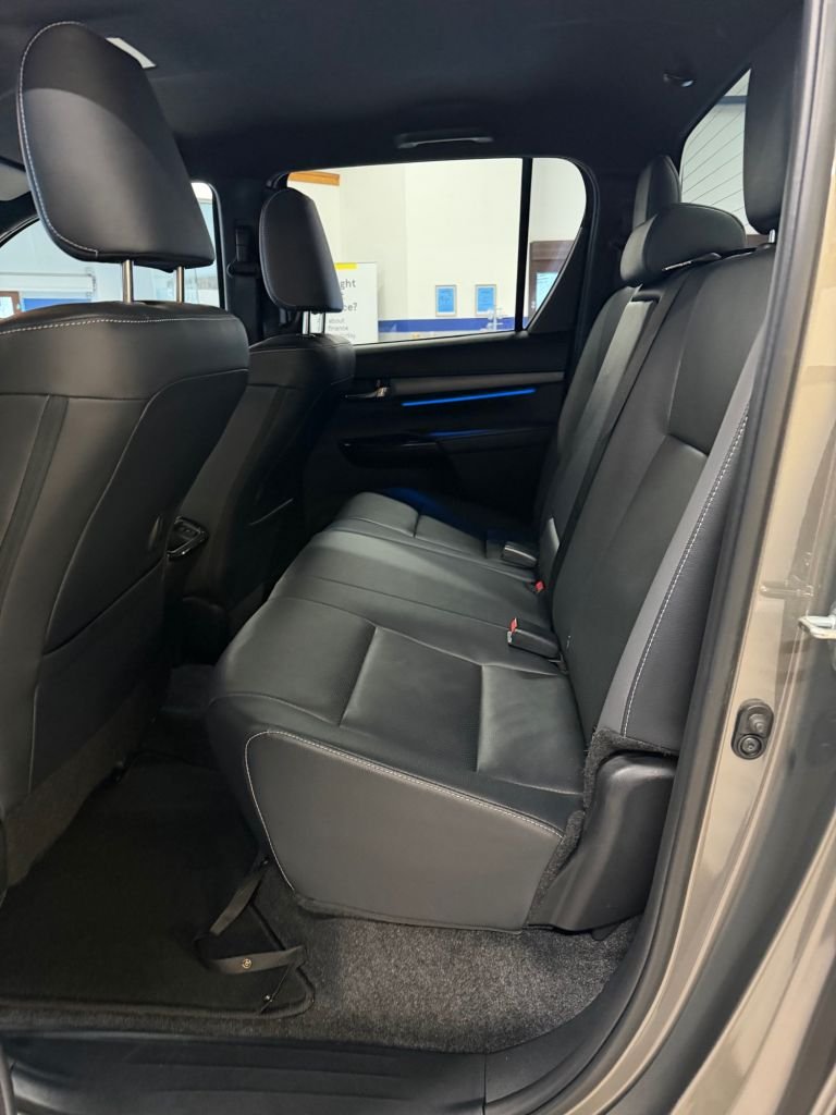 Used Toyota Hilux 2024 for sale - 77521195: Photo 22