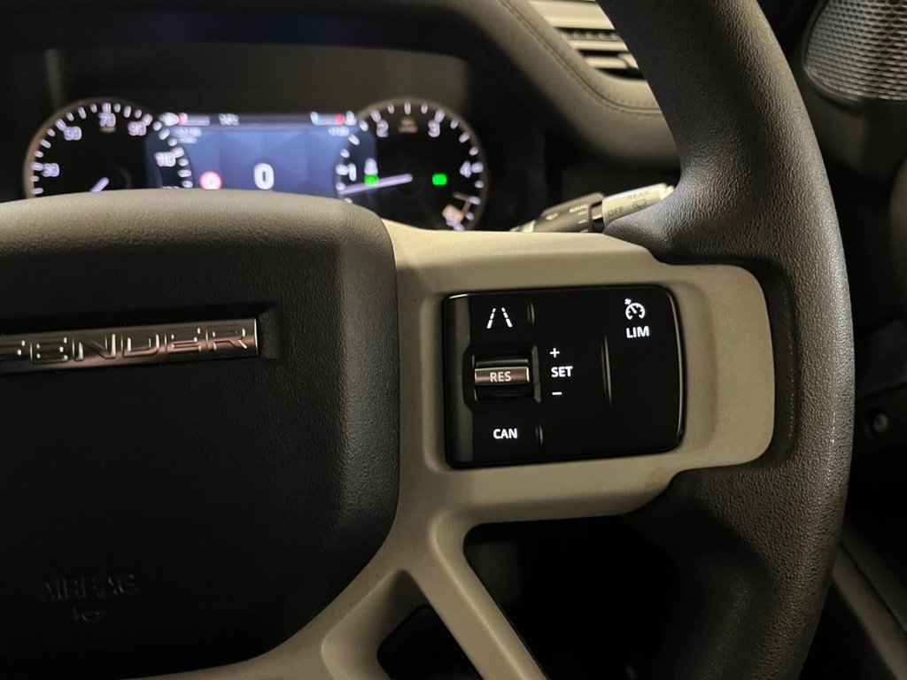 Used Land Rover Defender 2021 for sale - 77681086: Photo 16