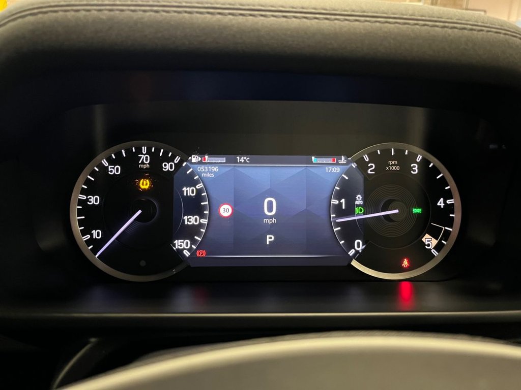 Used Land Rover Defender 2021 for sale - 77681086: Photo 17