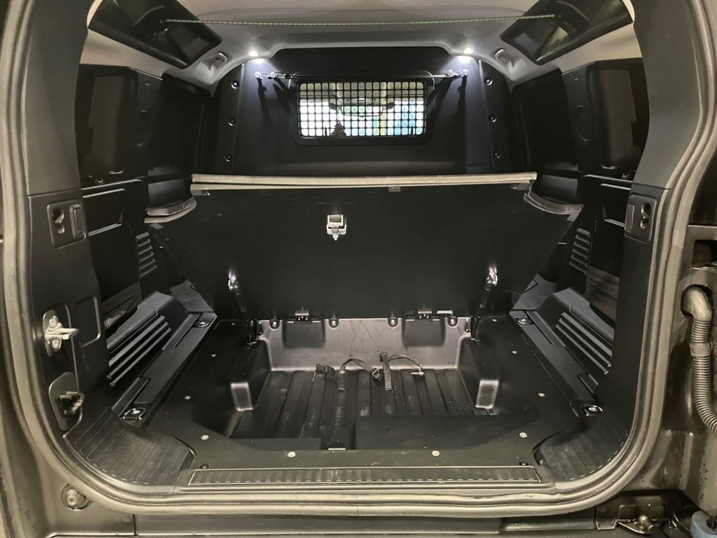 Used Land Rover Defender 2021 for sale - 77681086: Photo 20