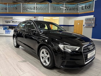 Used Audi A3 2018 for sale - 76883636: Photo