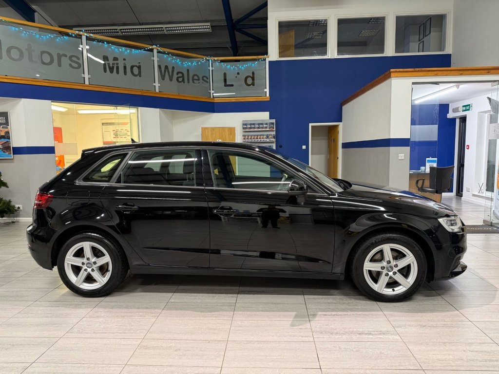 Used Audi A3 2018 for sale - 76883636: Photo 2