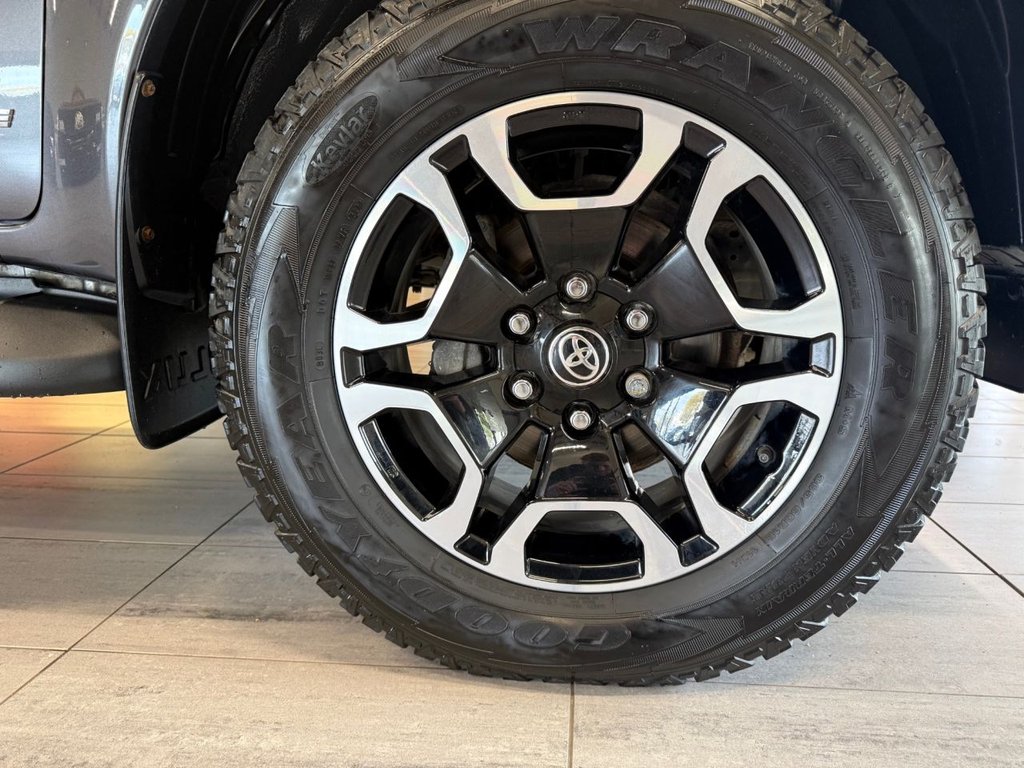 Used Toyota Hilux 2021 for sale - 76333439: Photo 22