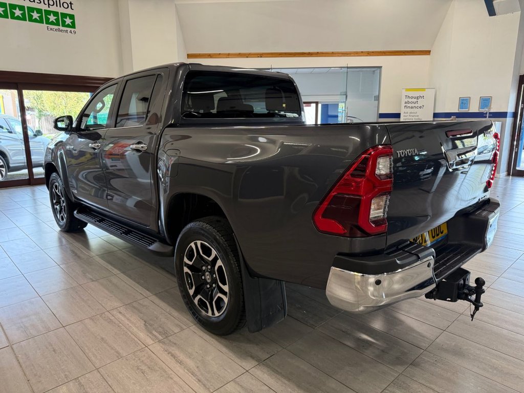 Used Toyota Hilux 2021 for sale - 76333439: Photo 5