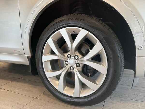 Used Land Rover Discovery Sport 2021 for sale - 75703642: Photo 9