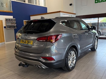 Used Hyundai Santa Fe 2016 for sale - 78793159: Photo