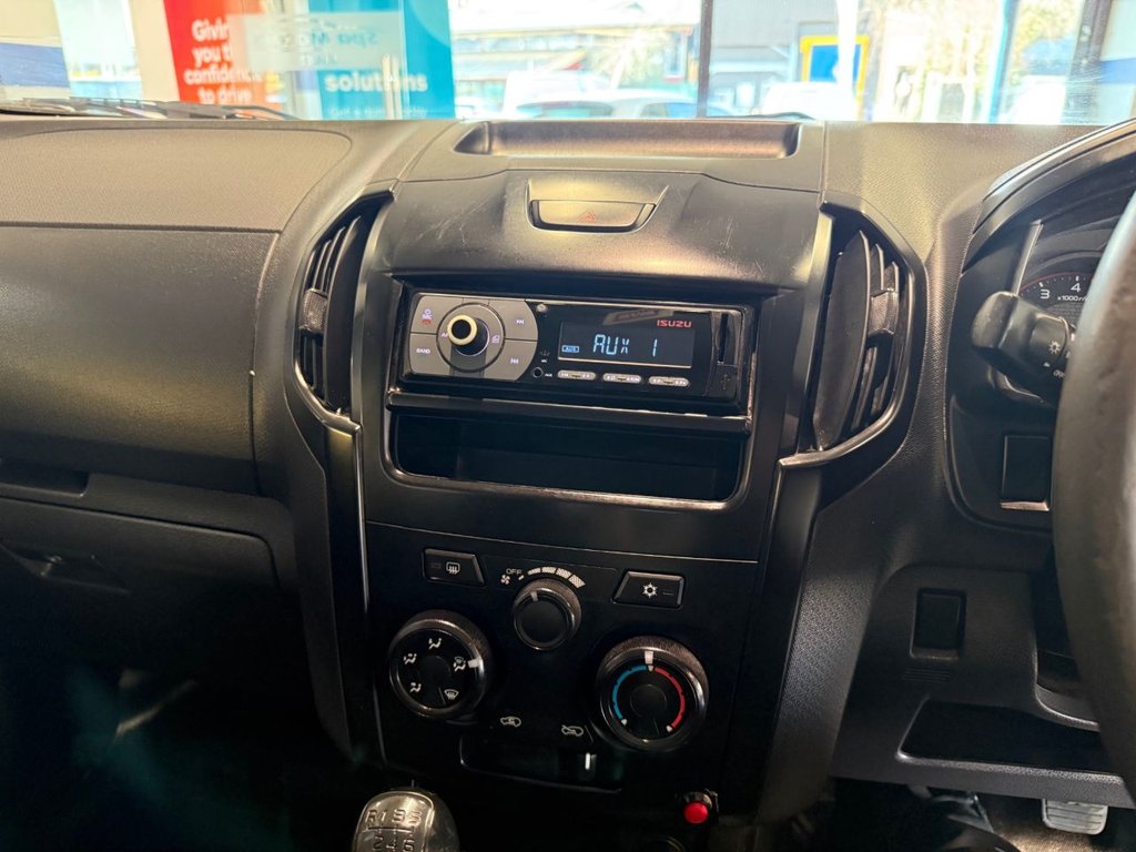 Used Isuzu D-Max 2019 for sale - 77952336: Photo 8