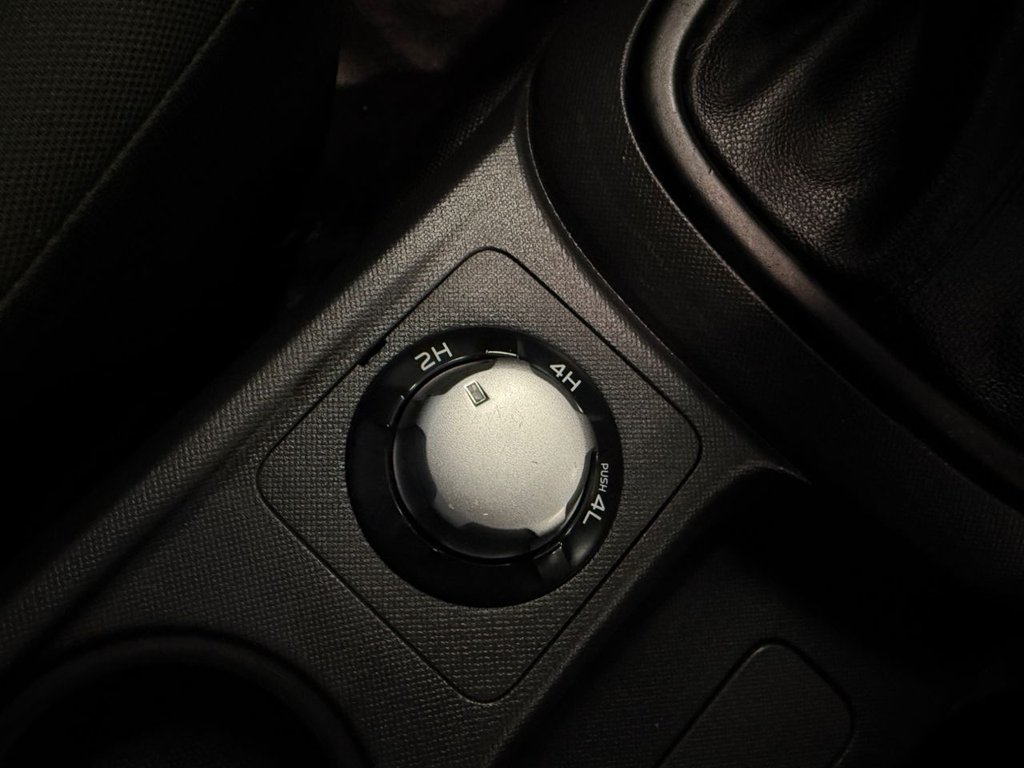 Used Isuzu D-Max 2019 for sale - 77952336: Photo 9