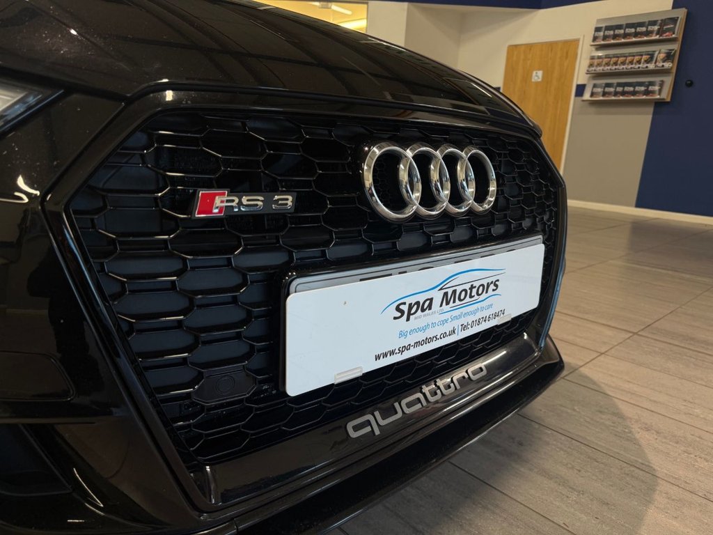 Used Audi RS3 2017 for sale - 76923588: Photo 9