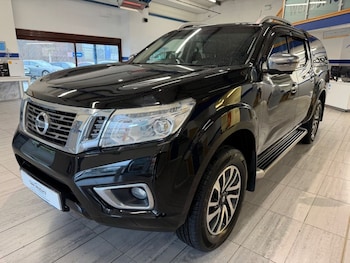 Used Nissan Navara 2017 for sale - 77608914: Photo