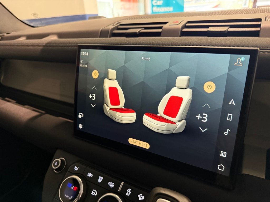 Used Land Rover Defender 2021 for sale - 78096147: Photo 14