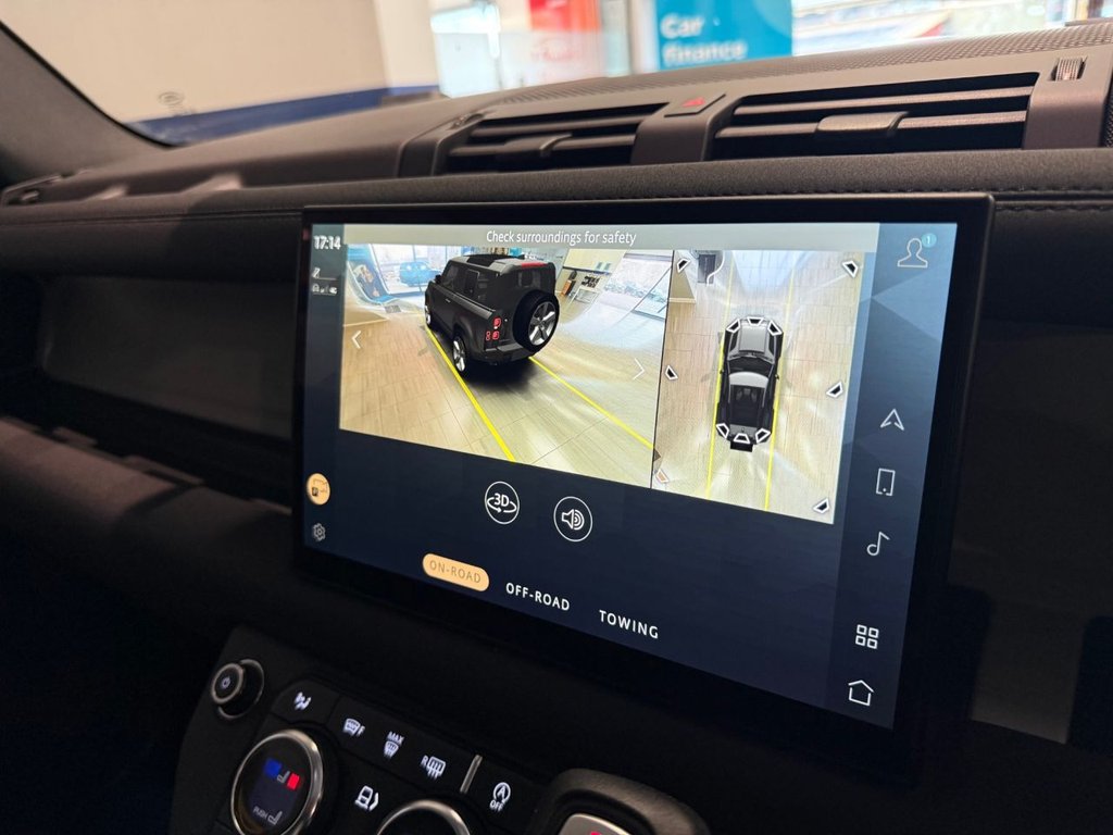 Used Land Rover Defender 2021 for sale - 78096147: Photo 20