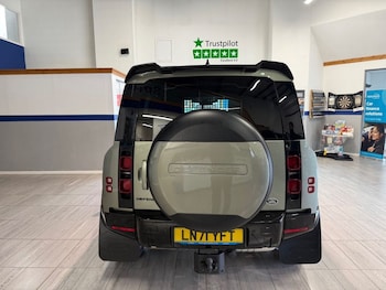 Used Land Rover Defender 2021 for sale - 78096147: Photo