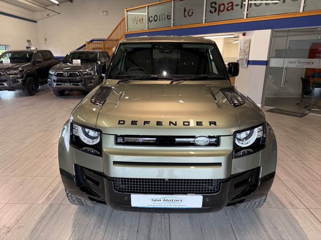 Used Land Rover Defender 2021 for sale - 78096147: Photo 8