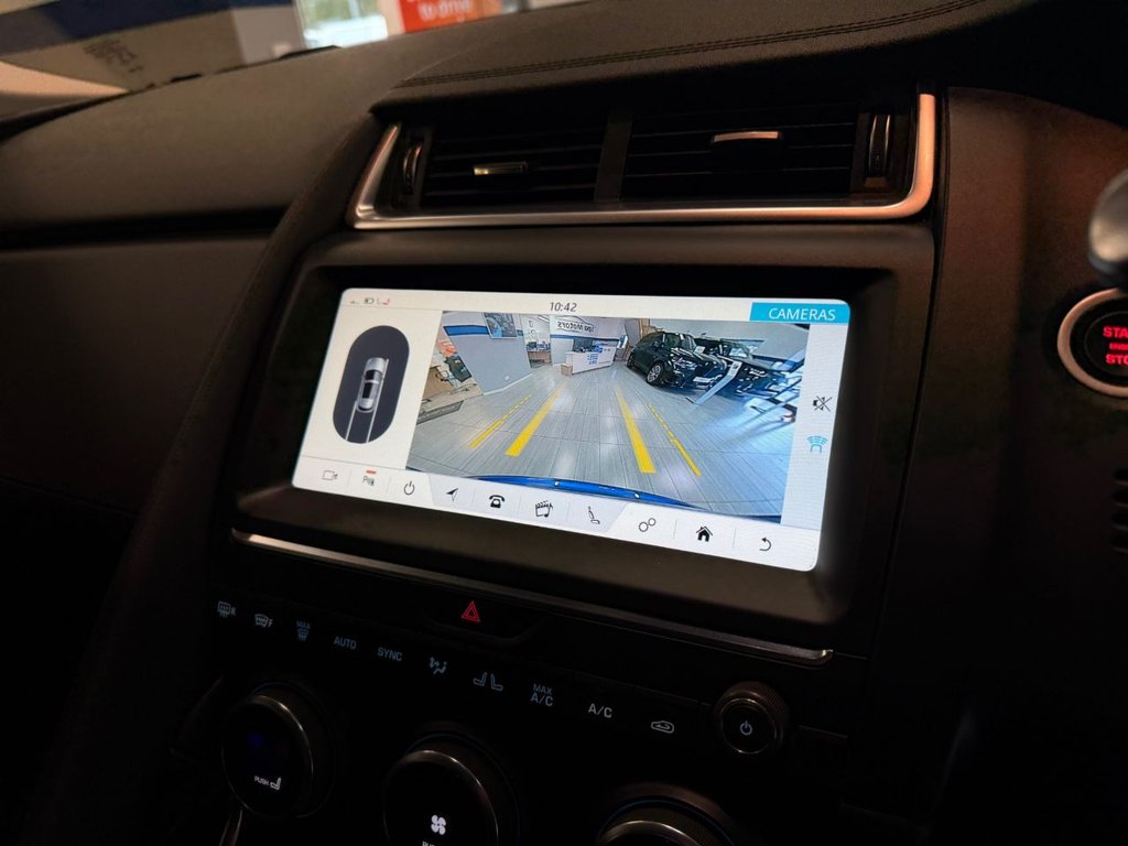 Used Jaguar E-Pace 2019 for sale - 76279375: Photo 15