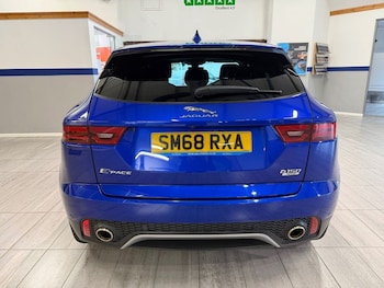Used Jaguar E-Pace 2019 for sale - 76279375: Photo