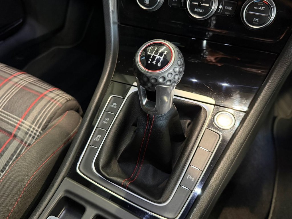 Used Volkswagen Golf 2019 for sale - 77747945: Photo 12