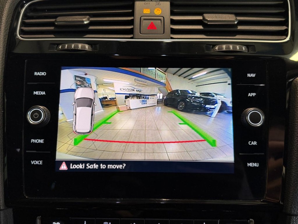 Used Volkswagen Golf 2019 for sale - 77747945: Photo 16