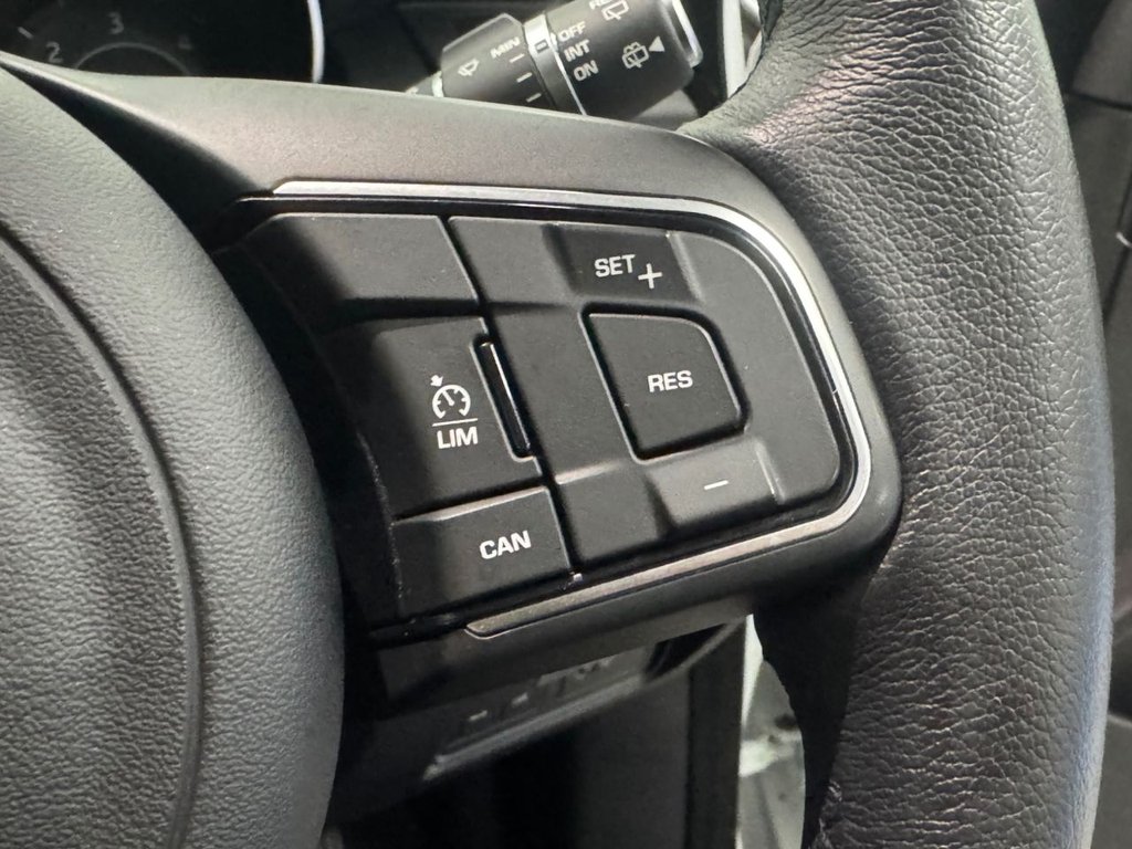 Used Jaguar E-Pace 2019 for sale - 76395774: Photo 13