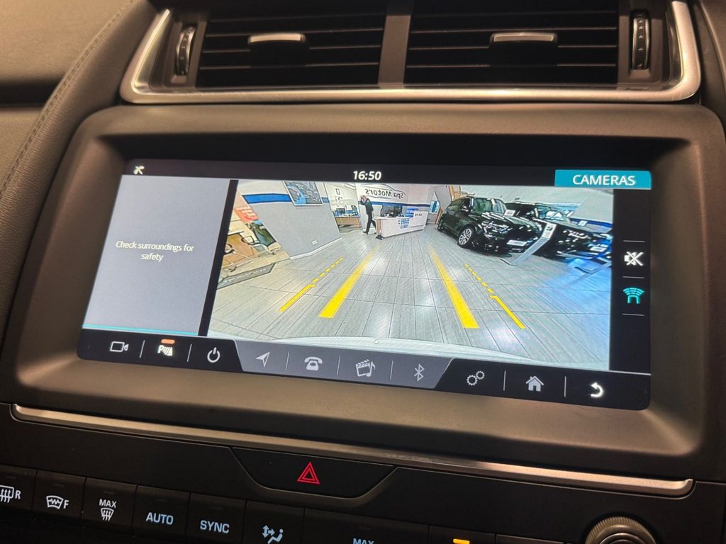 Used Jaguar E-Pace 2019 for sale - 76395774: Photo 17