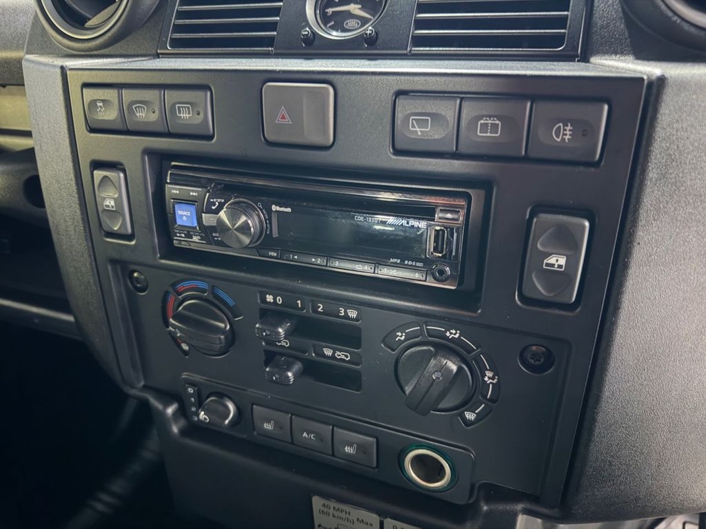 Used Land Rover Defender 2015 for sale - 77171976: Photo 11