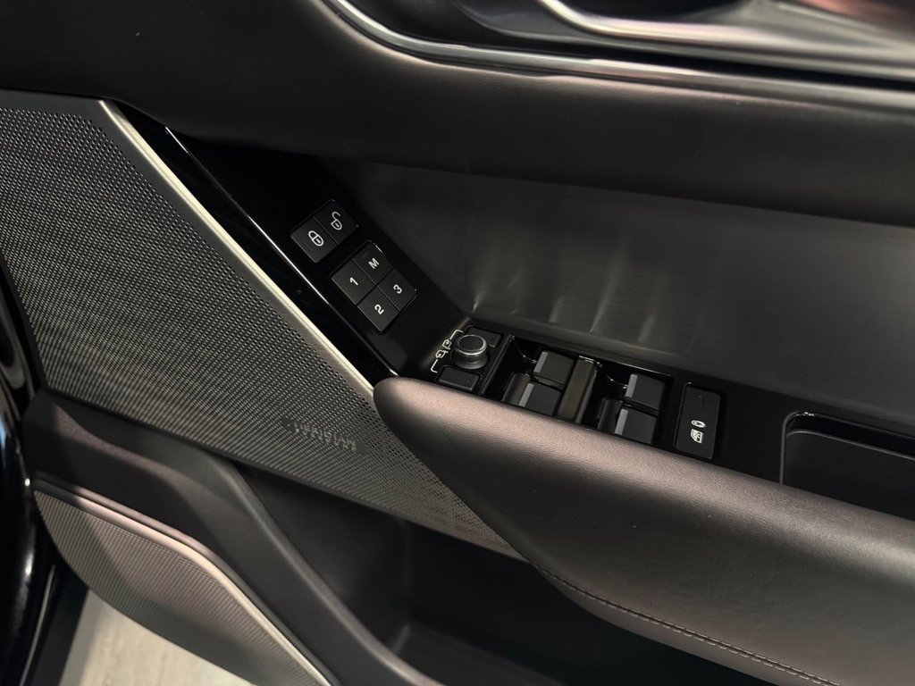 Used Land Rover Range Rover Velar 2020 for sale - 77849485: Photo 12